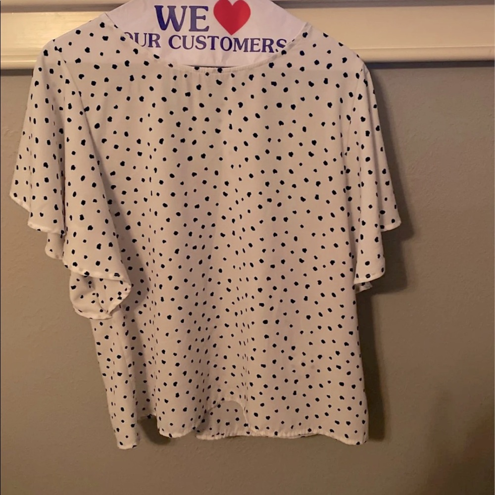 Women’s short sleeve blouse